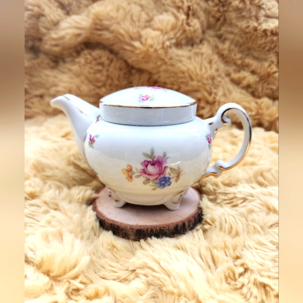 Vintage Gerold Pozzellan Teapot